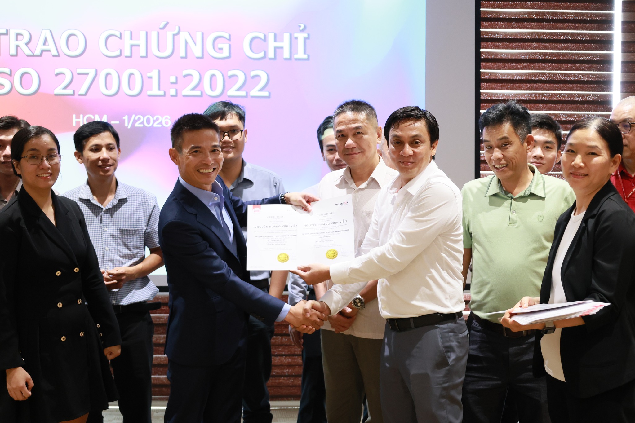 Kinh nghiệm quốc tế